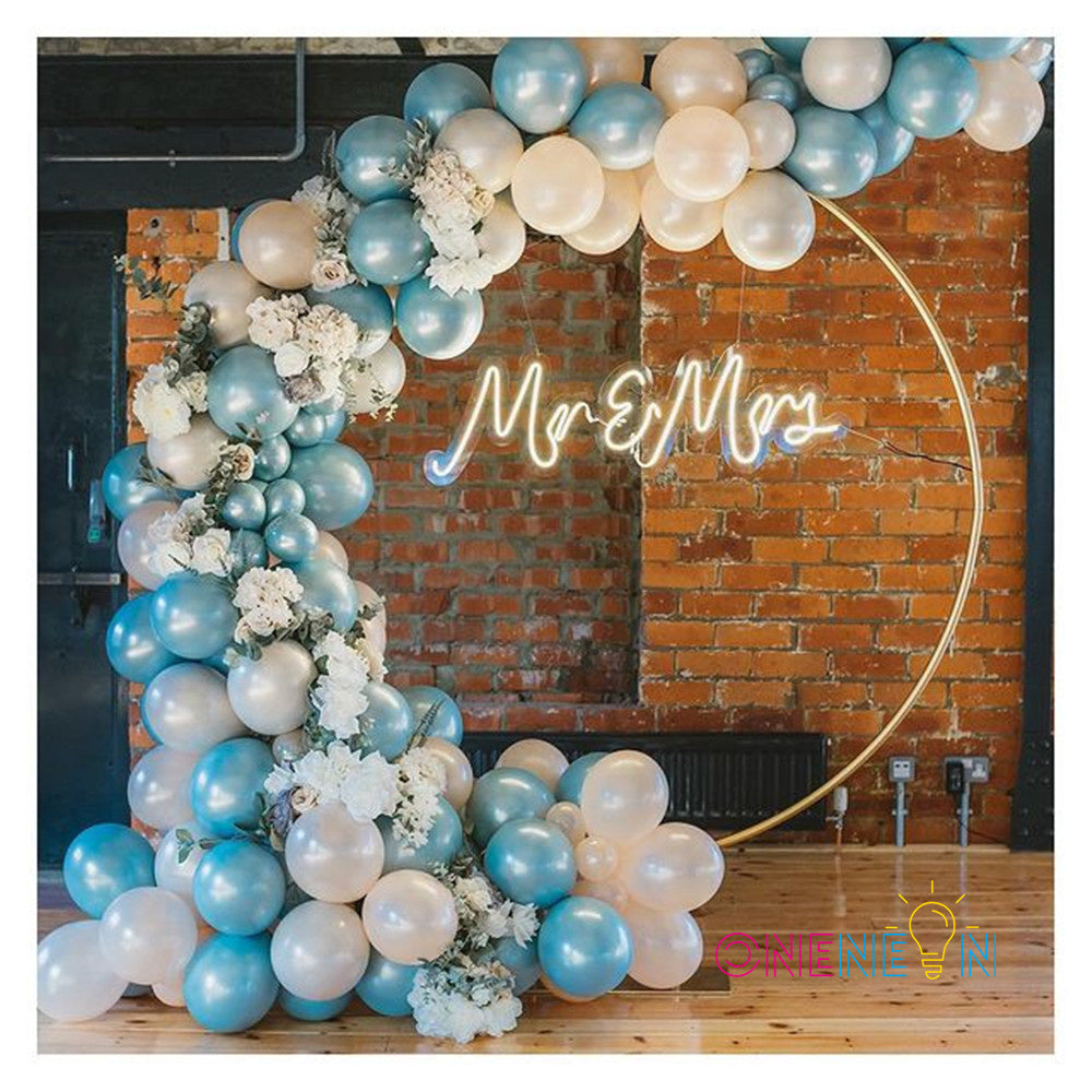 Mr & Mrs Neon Sign